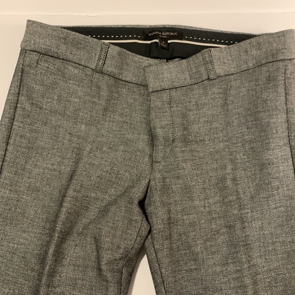 BANANA Republic Size 4 Gray Pants- Good Condition - Picture 12 of 15